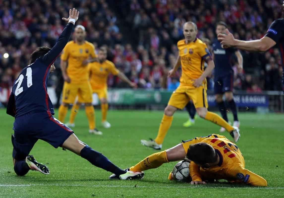 Jogo de volta das quartas de final da Liga, entre Atltico de Madrid e Barcelona, em Madri