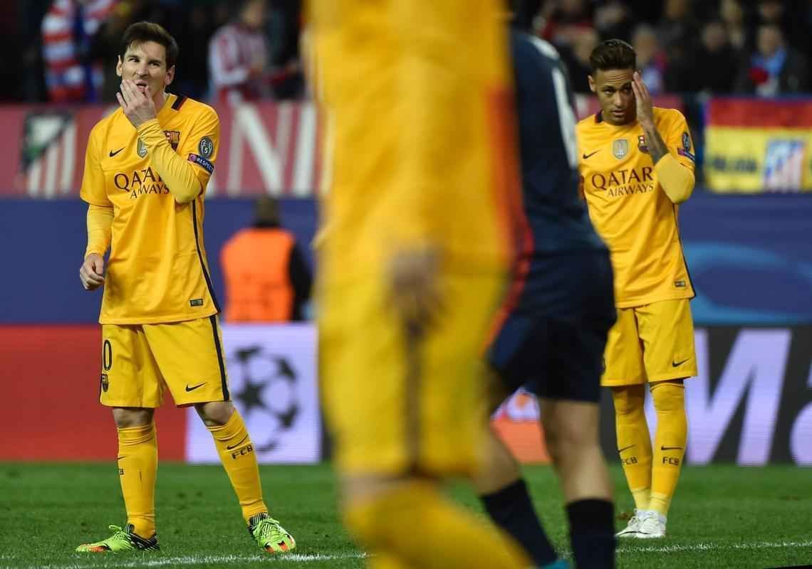 Jogo de volta das quartas de final da Liga dos Campees: Atltico de Madrid 2 x 0 Barcelona