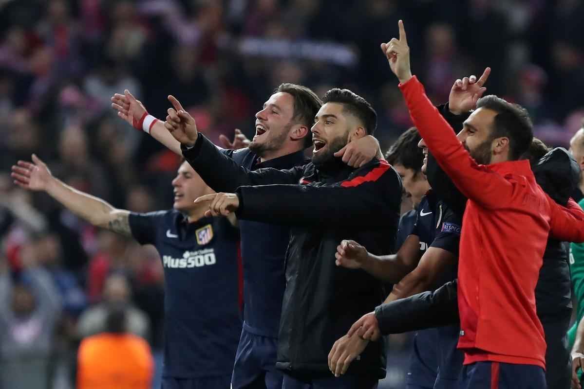 Jogo de volta das quartas de final da Liga dos Campees: Atltico de Madrid 2 x 0 Barcelona