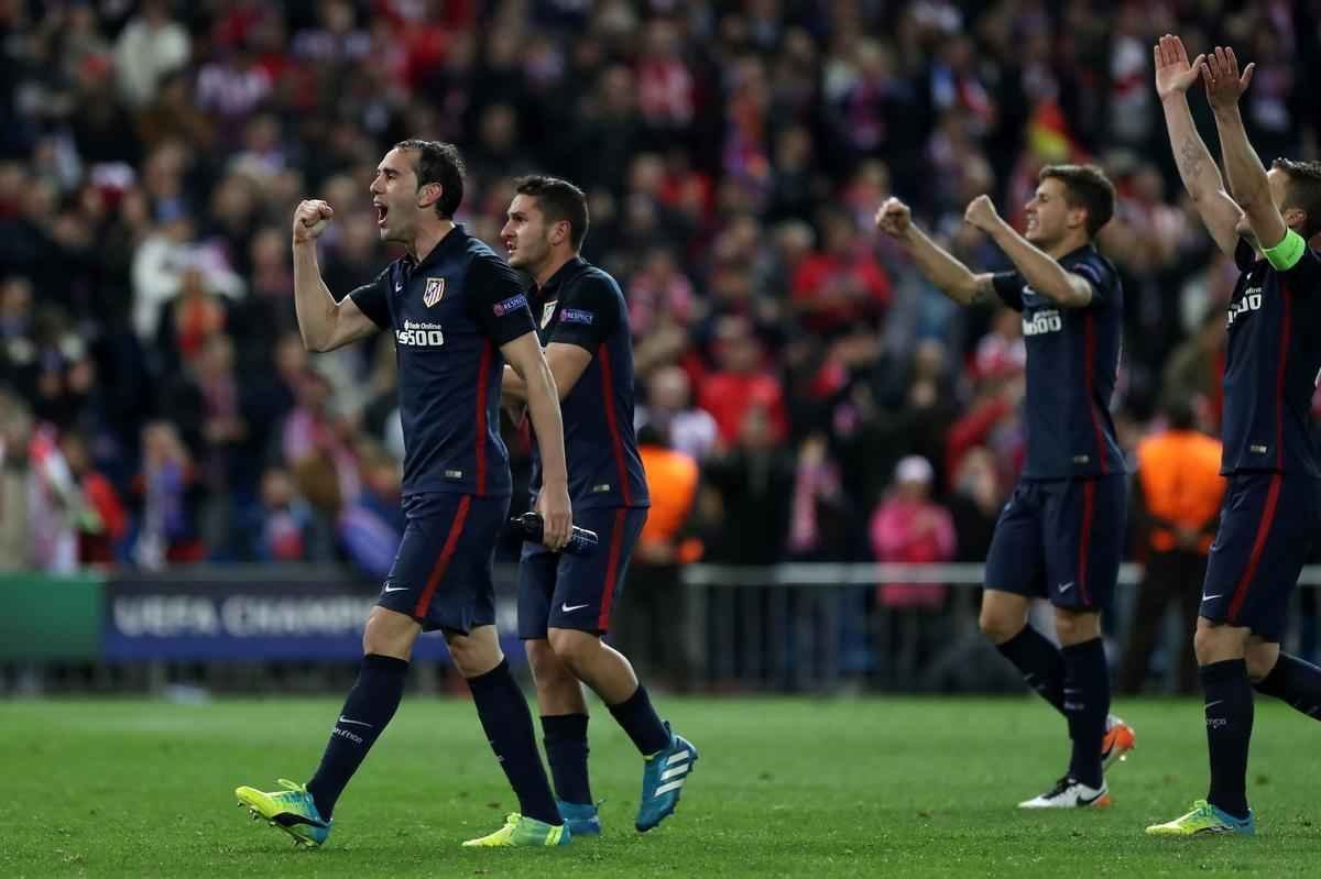 Jogo de volta das quartas de final da Liga dos Campees: Atltico de Madrid 2 x 0 Barcelona