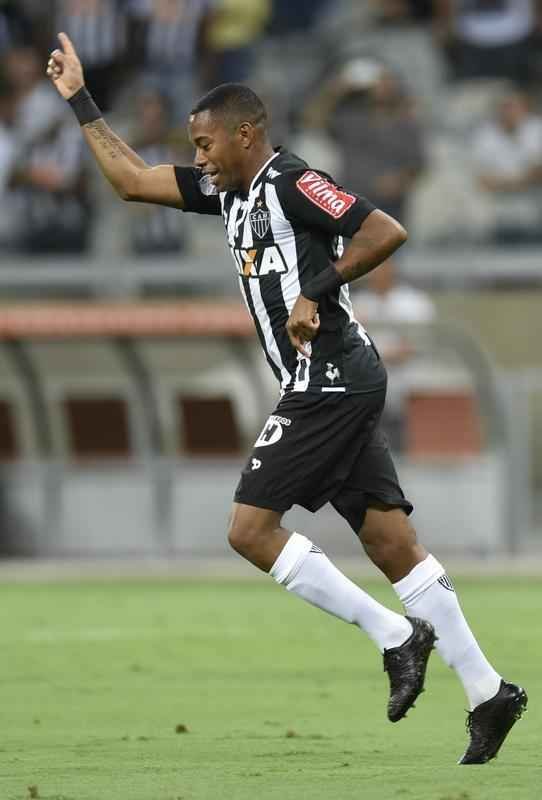 Atltico goleou peruanos no Mineiro e avanou s oitavas como lder do Grupo 5 da Libertadores