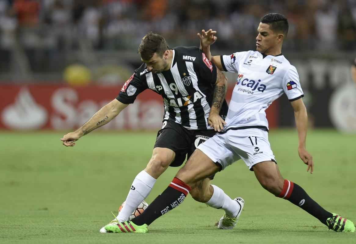 Atltico goleou peruanos no Mineiro e avanou s oitavas como lder do Grupo 5 da Libertadores