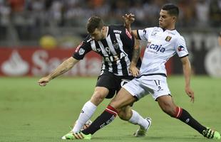 Atltico goleou peruanos no Mineiro e avanou s oitavas como lder do Grupo 5 da Libertadores