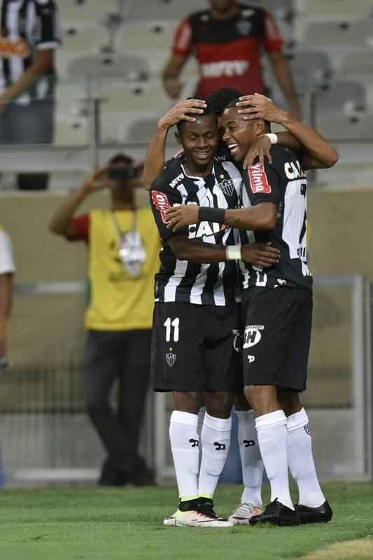 Atltico goleou peruanos no Mineiro e avanou s oitavas como lder do Grupo 5 da Libertadores