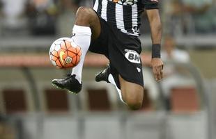 Atltico goleou peruanos no Mineiro e avanou s oitavas como lder do Grupo 5 da Libertadores
