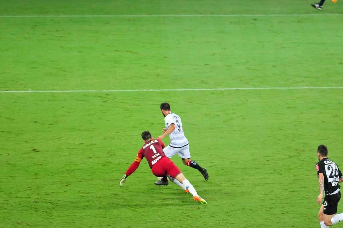 Galo goleou o Melgar por 4 a 0 e passou s oitavas como melhor time do Grupo 5 da Libertadores