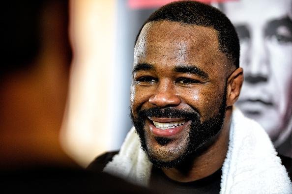 Adversrio de Glover Teixeira, ex-campeo meio-pesado Rashad Evans realiza atividade e se descontrai antes da luta