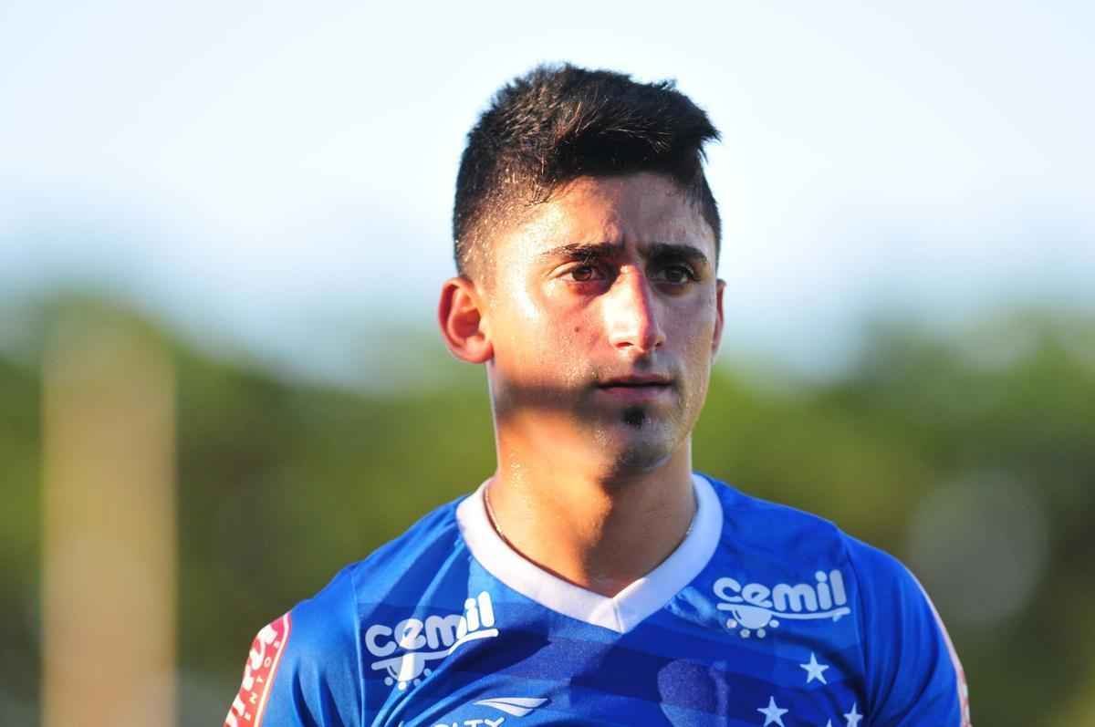 Cruzeiro fez ltima atividade em Belo Horizonte antes de ir  Paraba, onde enfrenta o Campinense, na Copa do Brasil