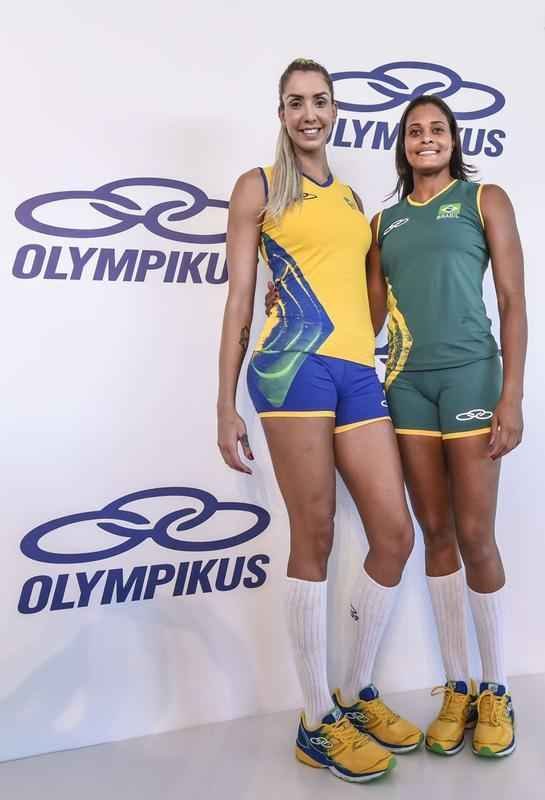 Uniformes dos times de vlei do Brasil nos Jogos Olmpicos do Rio; quadra e praia