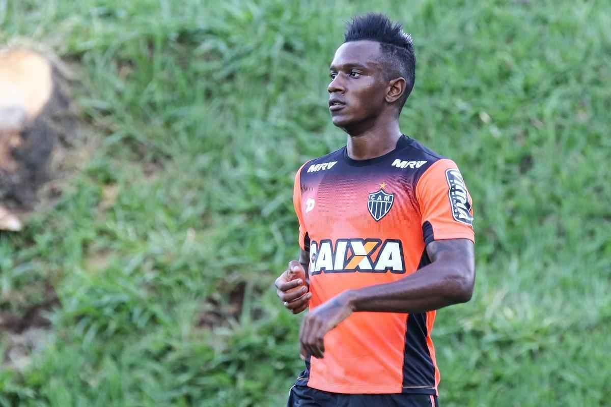 Hyuri: o atacante, que se destacou pelo Botafogo, voltou ao Brasil aps dois anos na China, onde defendeu o Guizhou Renhe. Virou boa opo ofensiva para Diego Aguirre. Fez 15 partidas e marcou dois gols at sofrer uma leso na panturrilha. Foi liberado do departamento mdico esta semana.