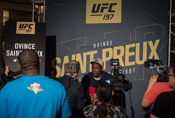 Ovince St. Preux, que disputa o cinturo interino dos meio-pesados contra Jon Jones