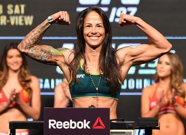 Ju 'Thai' Lima pesou 52,6 kg