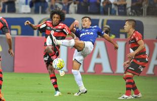Imagens de Cruzeiro e Campinense, pela Copa do Brasil, no Mineiro