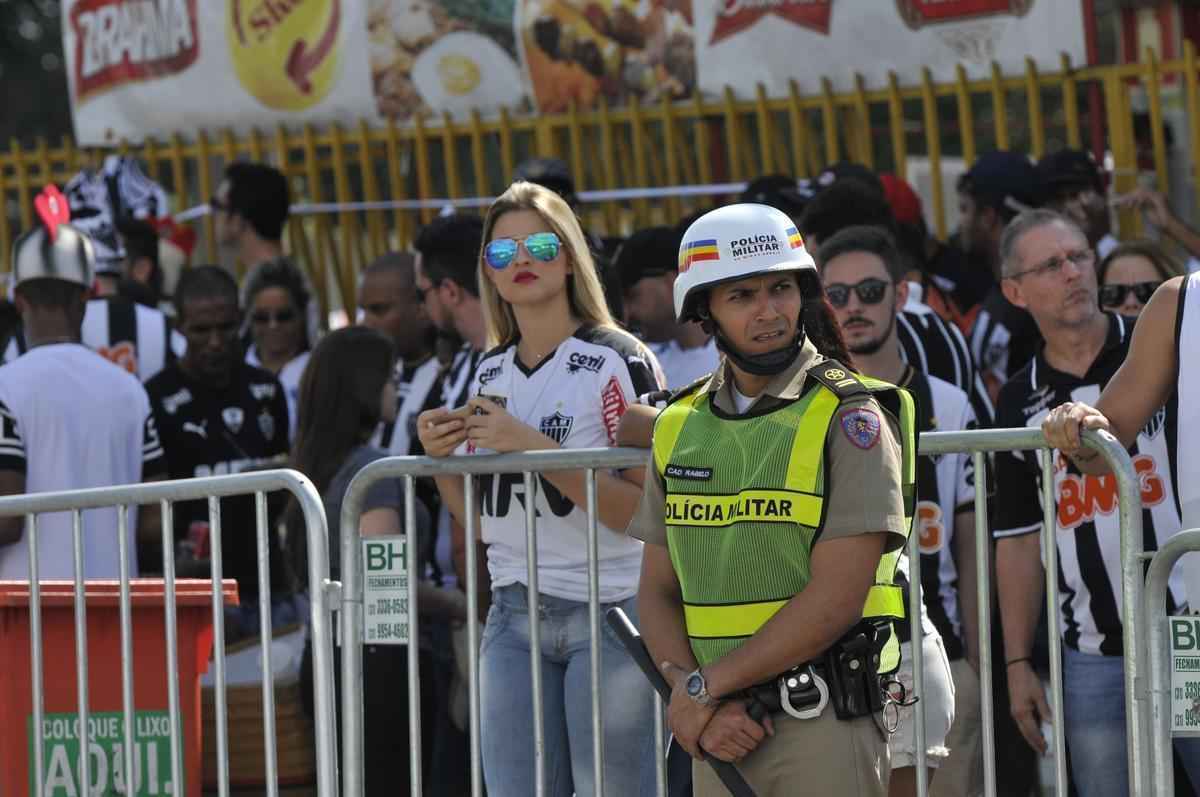 Imagens da torcida do Atltico na deciso do Campeonato Mineiro, no Mineiro