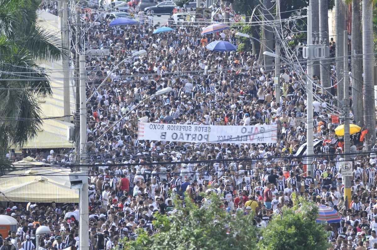 Imagens da torcida do Atltico na deciso do Campeonato Mineiro, no Mineiro