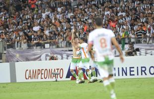 Fotos da comemorao de Danilo, heri da grande deciso do Mineiro