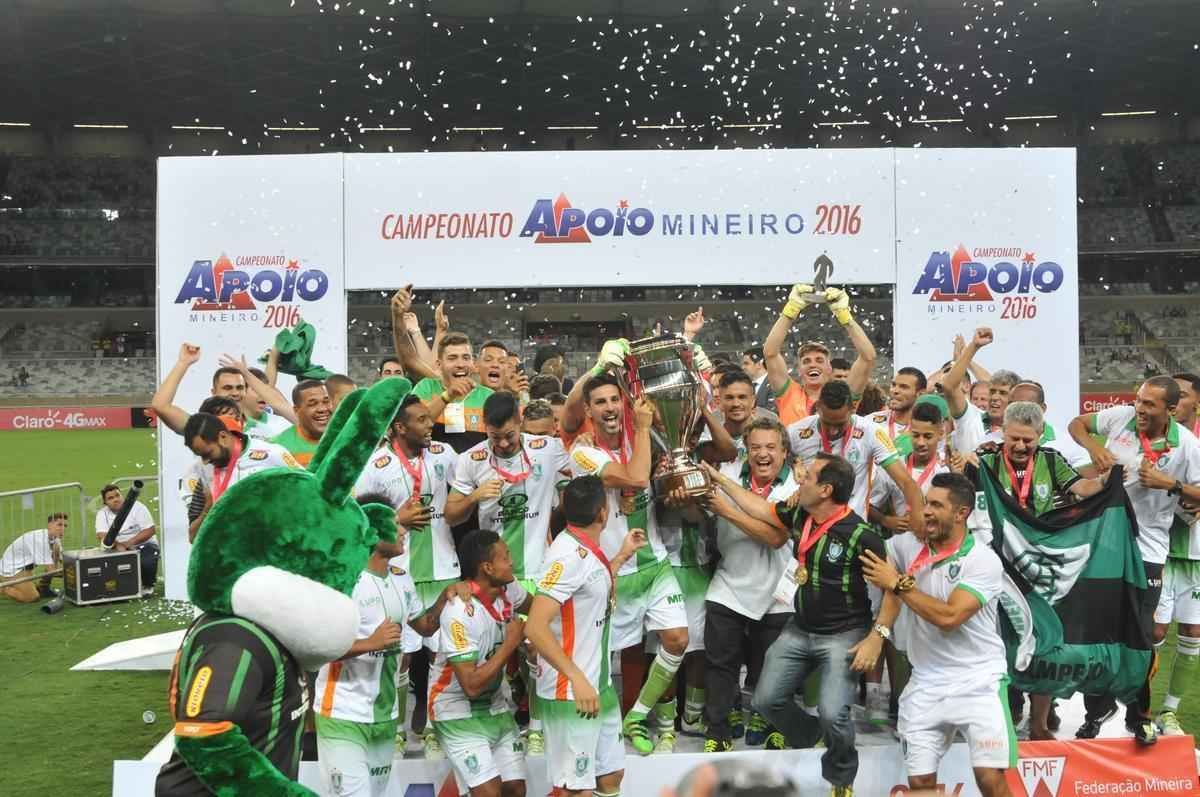 Imagens da comemorao do Amrica com a conquista do ttulo