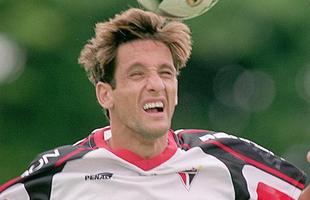 De 1996 a 1999, Belletti vestiu a camisa do So Paulo. Em 1999 tambm jogou pelo Galo