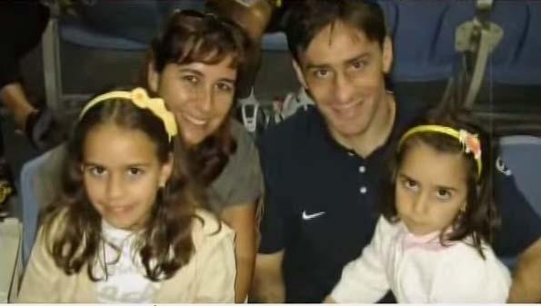 Paulo Bento com a esposa Teresa e as filhas Sofia e Marta, h alguns anos