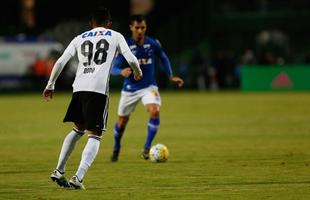 Imagens da partida entre Coritiba e Cruzeiro, no Couto Pereira, em Curitiba, pela primeira rodada do Campeonato Brasileiro