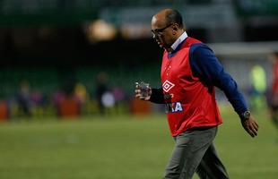 Imagens da partida entre Coritiba e Cruzeiro, no Couto Pereira, em Curitiba, pela primeira rodada do Campeonato Brasileiro