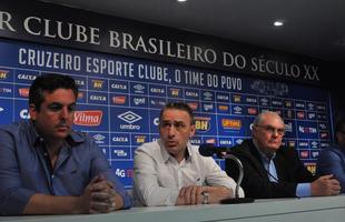 Portugus Paulo Bento foi apresentado nesta segunda-feira como novo treinador do Cruzeiro