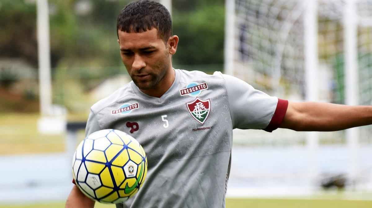 Pierre deixou o Atltico e hoje est no Fluminense. O volante foi titular em boa parte da campanha do Tricolor no ttulo da Primeira Liga.  considerado um jogador importante para o elenco pelo tcnico Levir Culpi