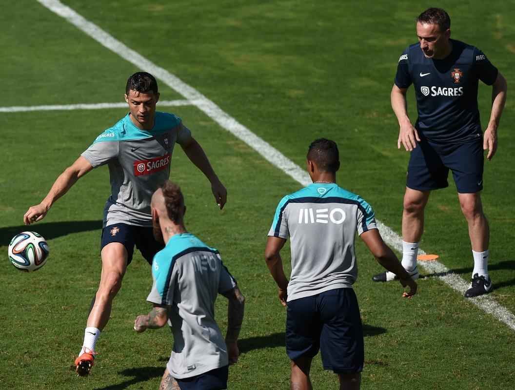 Paulo Bento e Cristiano Ronaldo: boa relao desmoronou depois da eliminao de Portugal na primeira fase da Copa do Mundo de 2014