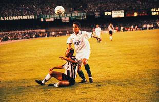 Ruy - verstil, o lateral-direito/meia ganhou pelo Coelho a Copa Sul-Minas, em 2000, e o Campeonato Mineiro, em 2001. No Cruzeiro, fez parte do time campeo da Sul-Minas e do Supercampeonato Mineiro, ambos em 2002.