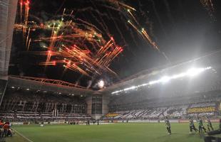 Imagens da torcida do Atltico durante o jogo contra o So Paulo, no Independncia, pela Libertadores