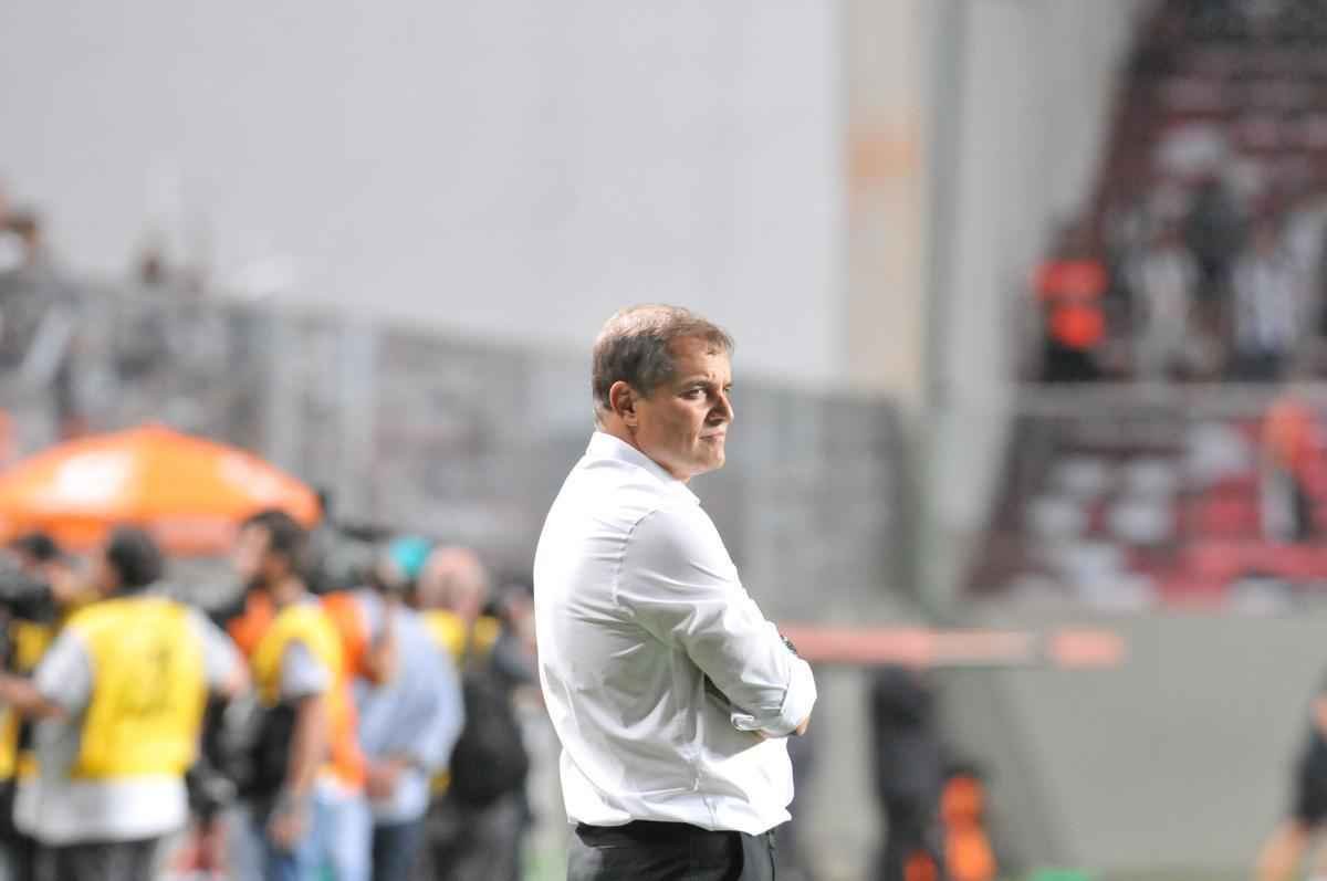 Fotos do primeiro tempo do duelo entre Atltico e So Paulo, no Independncia, pela Libertadores