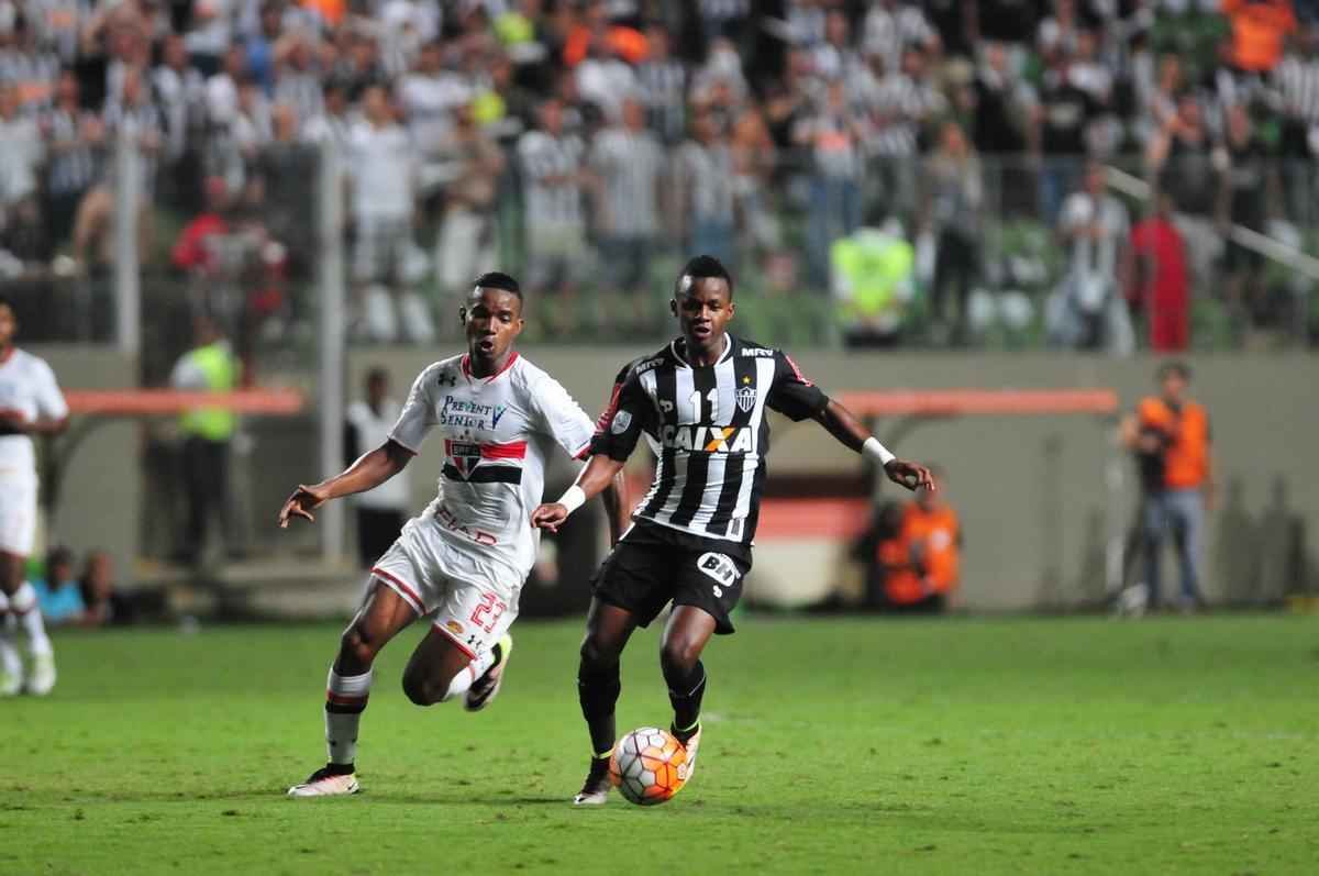 Imagens do segundo tempo da partida entre Atltico e So Paulo, no Independncia, pela Libertadores