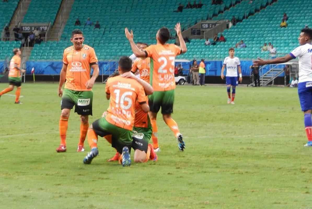 Imagens da classificao do Amrica sobre o Bahia na Copa do Brasil