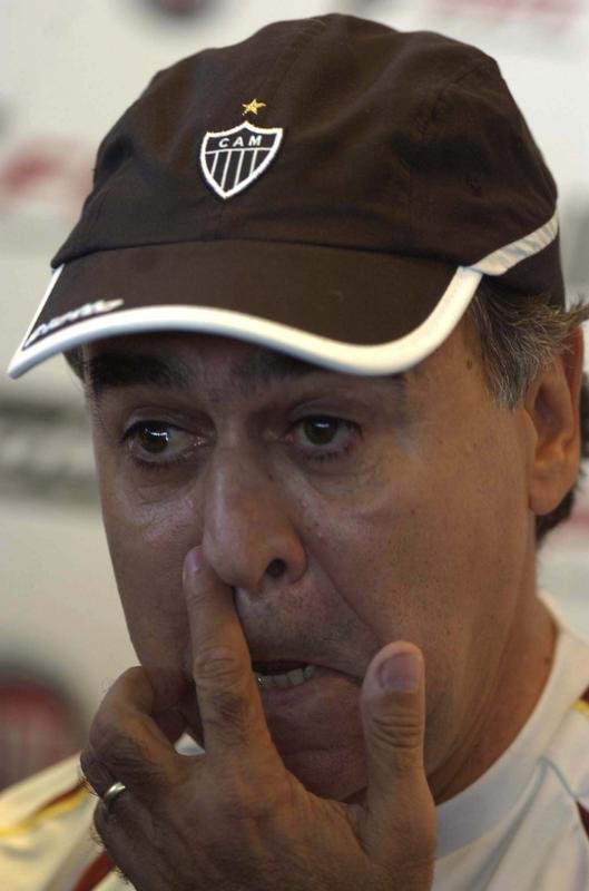 Confira imagens de Marcelo Oliveira em suas vrias passagens como tcnico do Atltico