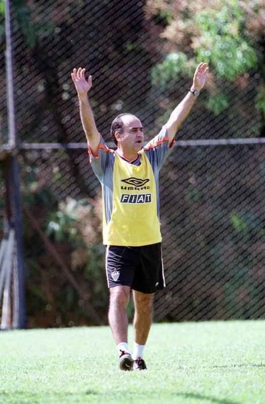 Confira imagens de Marcelo Oliveira em suas vrias passagens como tcnico do Atltico