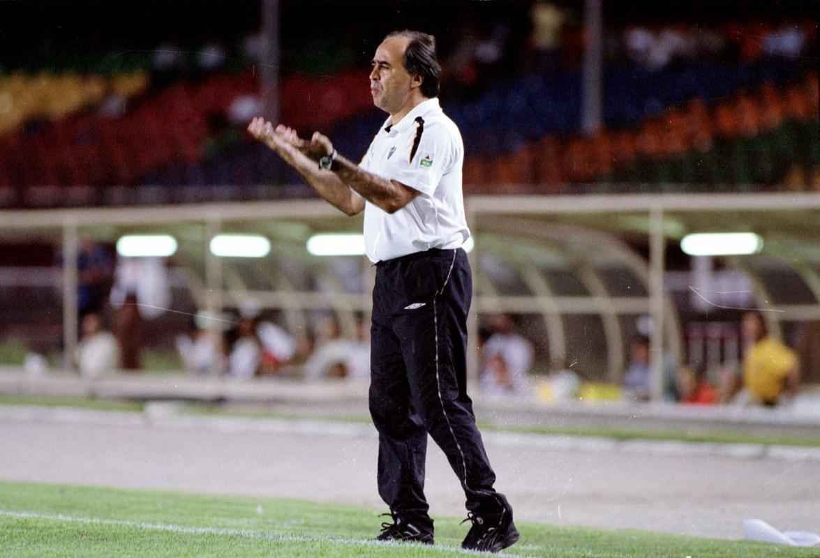 Confira imagens de Marcelo Oliveira em suas vrias passagens como tcnico do Atltico