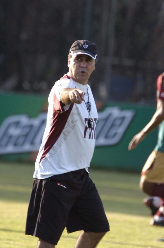 Confira imagens de Marcelo Oliveira em suas vrias passagens como tcnico do Atltico