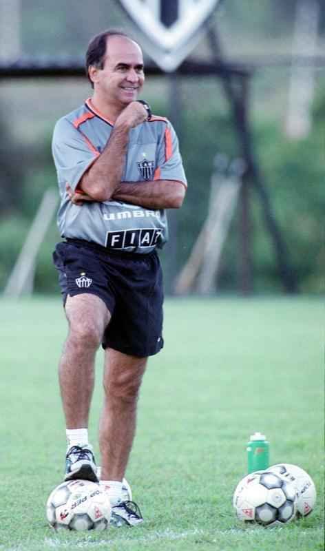 Confira imagens de Marcelo Oliveira em suas vrias passagens como tcnico do Atltico