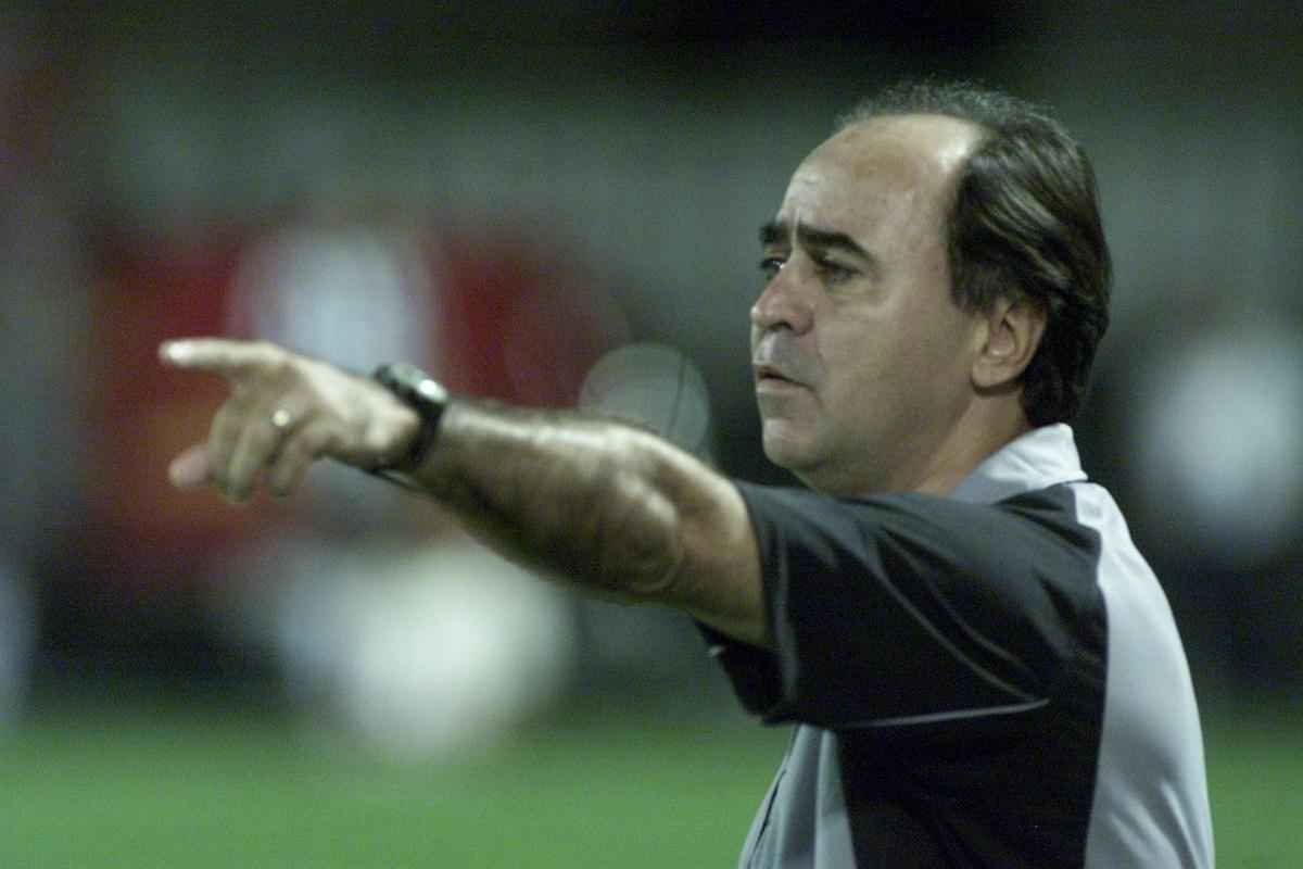 Confira imagens de Marcelo Oliveira em suas vrias passagens como tcnico do Atltico
