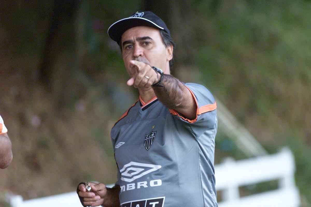 Confira imagens de Marcelo Oliveira em suas vrias passagens como tcnico do Atltico