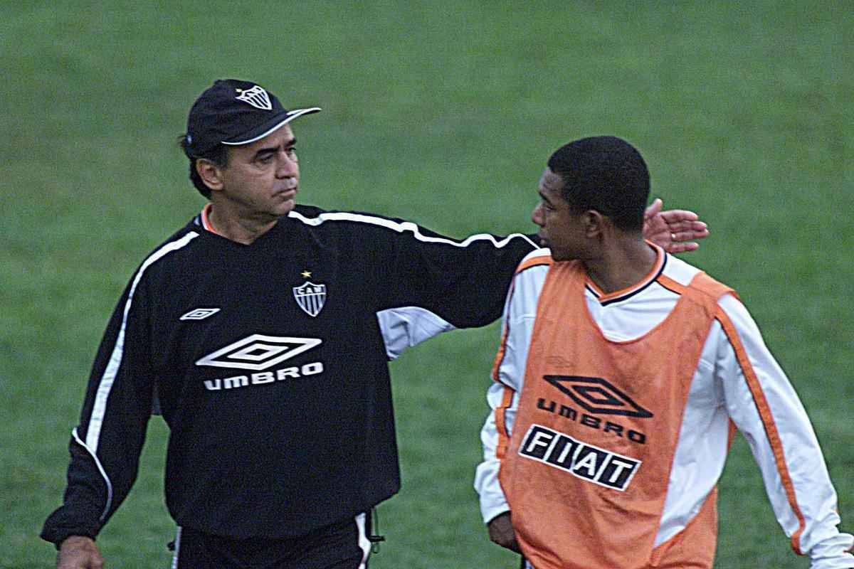 Confira imagens de Marcelo Oliveira em suas vrias passagens como tcnico do Atltico