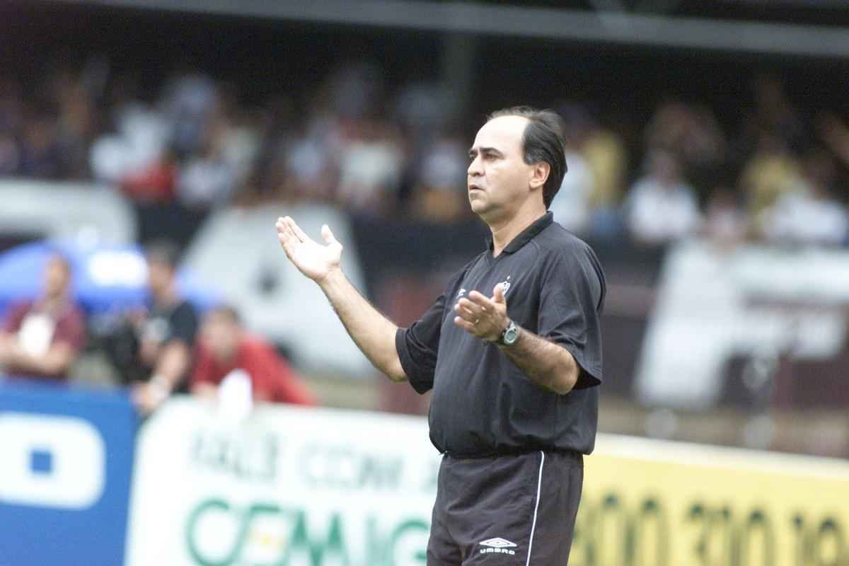Confira imagens de Marcelo Oliveira em suas vrias passagens como tcnico do Atltico