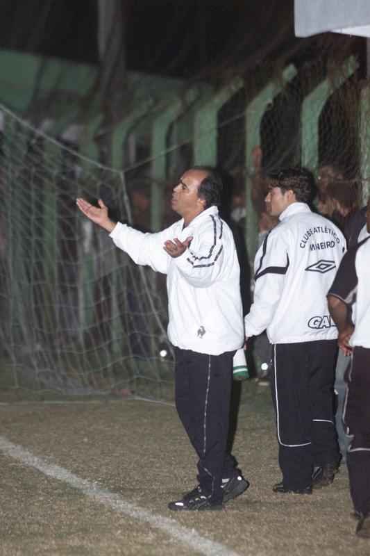 Confira imagens de Marcelo Oliveira em suas vrias passagens como tcnico do Atltico