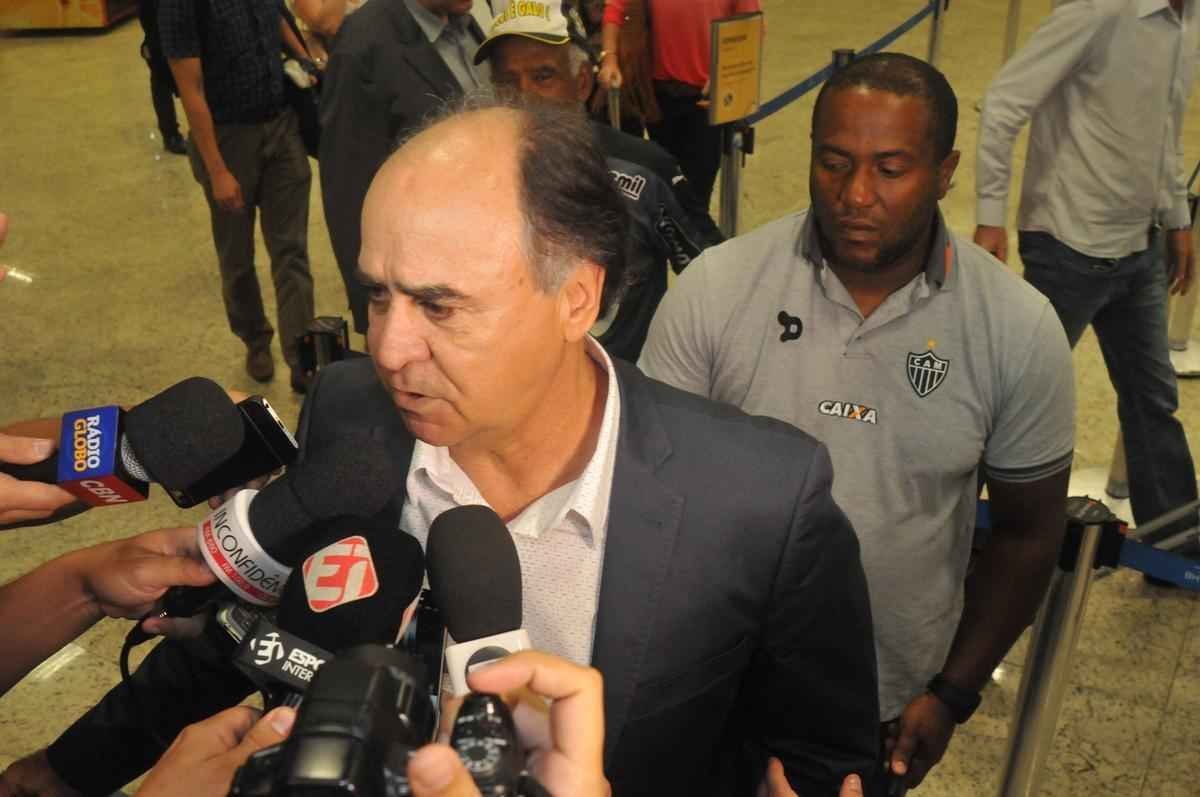 Substituto de Diego Aguirre, Marcelo Oliveira embarca com o Galo para jogo em Curitiba