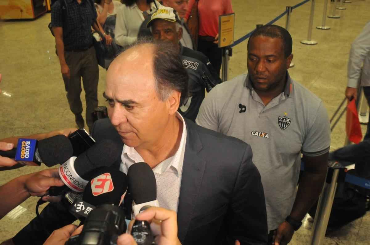 Substituto de Diego Aguirre, Marcelo Oliveira embarca com o Galo para jogo em Curitiba