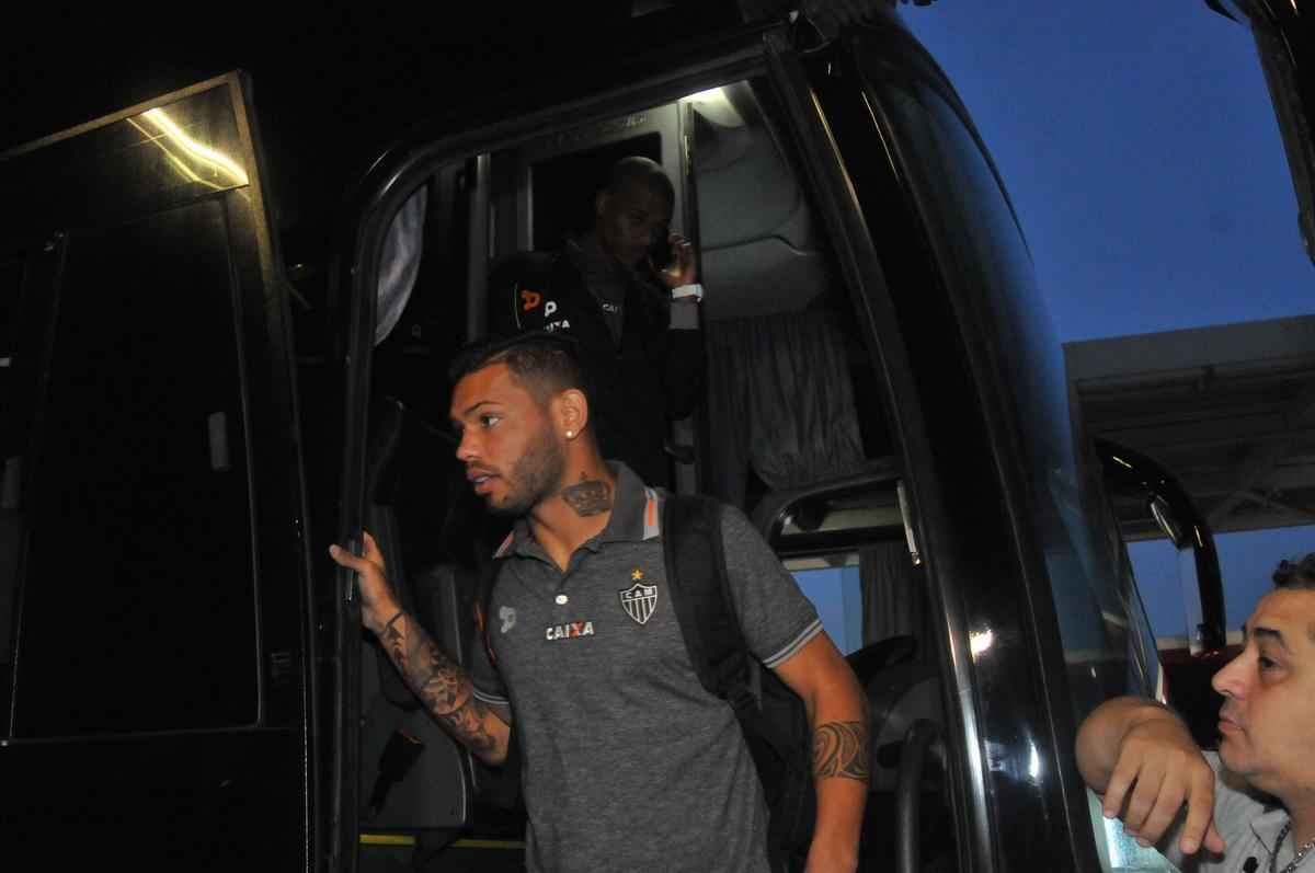 Substituto de Diego Aguirre, Marcelo Oliveira embarca com o Galo para jogo em Curitiba