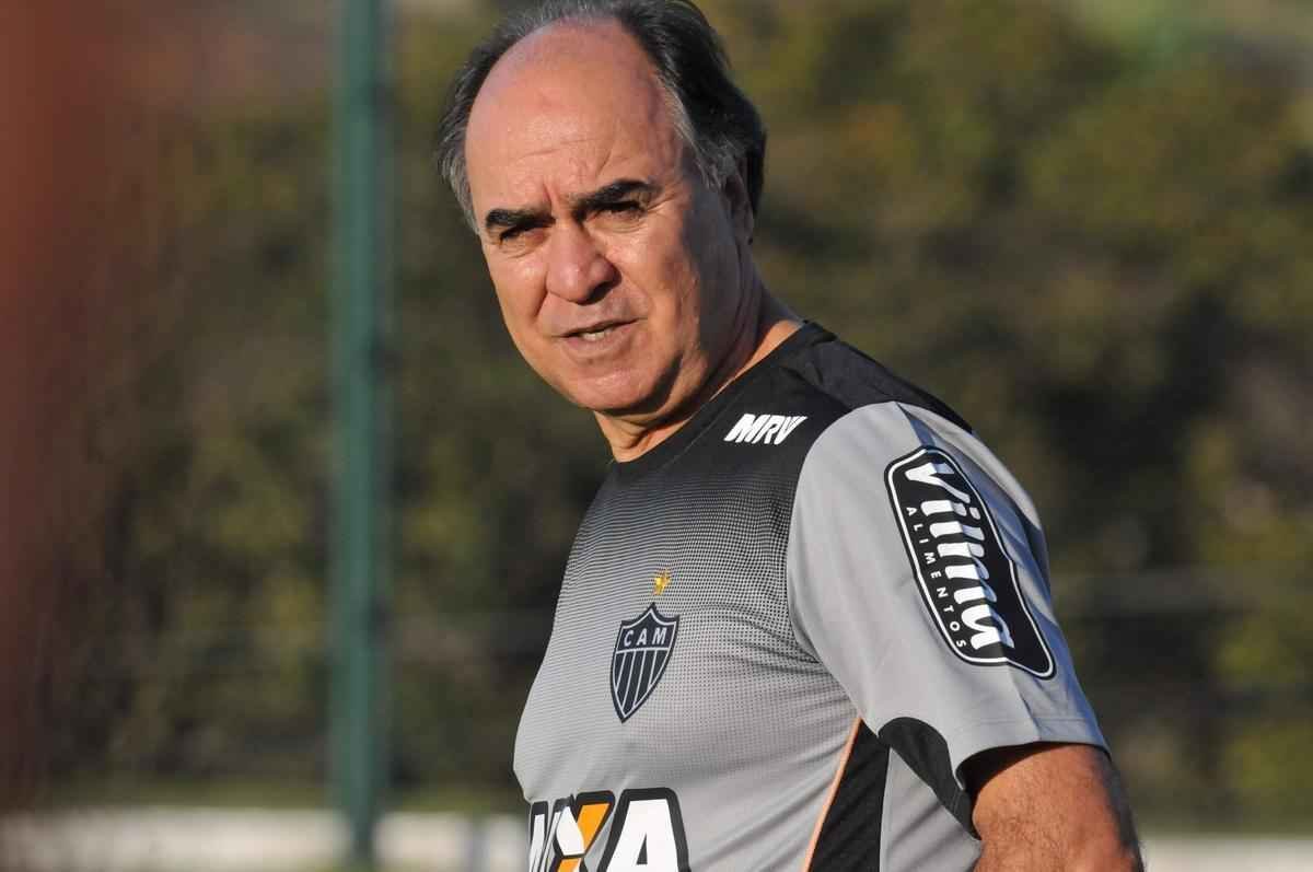Marcelo Oliveira comandou seu primeiro treino na Cidade do Galo aps a volta ao Atltico