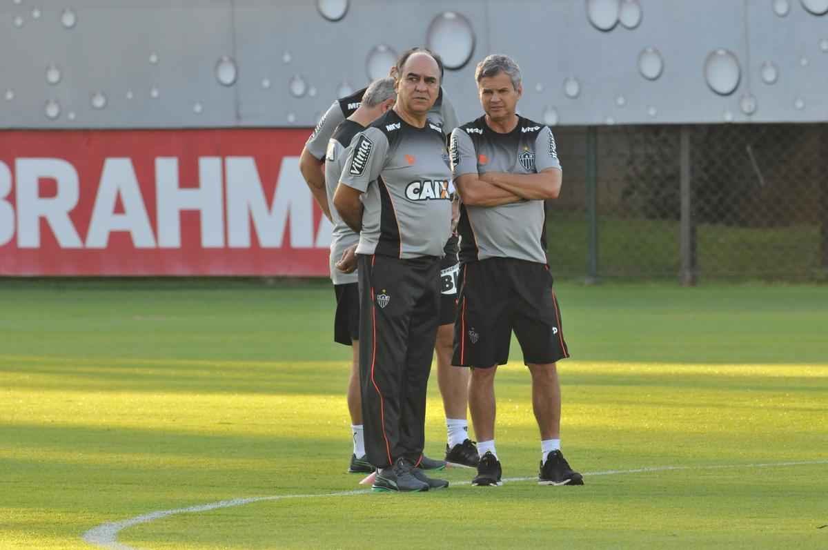 Marcelo Oliveira comandou seu primeiro treino na Cidade do Galo aps voltar ao Atltico