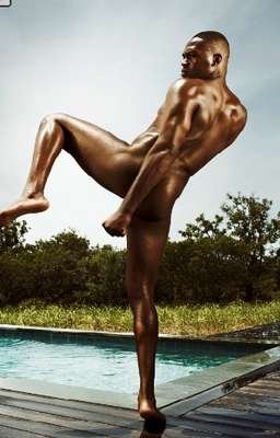 Jon Jones, na edio de 2011 da Body Issue