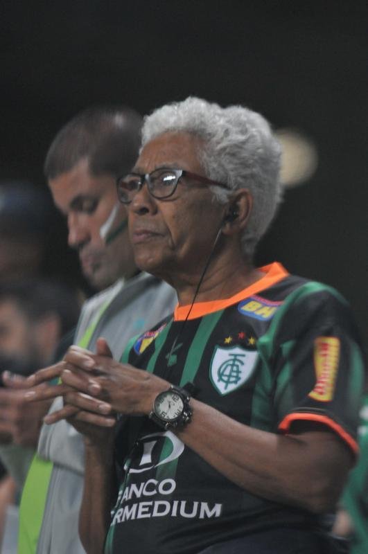 Imagens do jogo entre Amrica e Vitria no Independncia